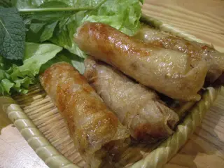 Nem di maiale, pollo o zebù